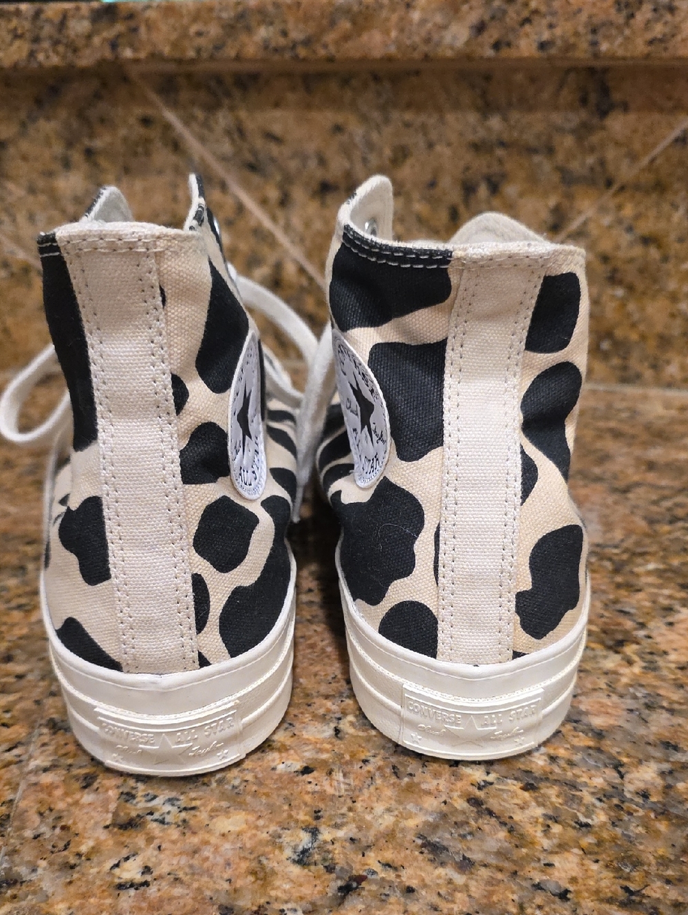 Converse Chuck Taylor All Star 70 Hi Cow Print - M7/W9 - Picture 8 of 11